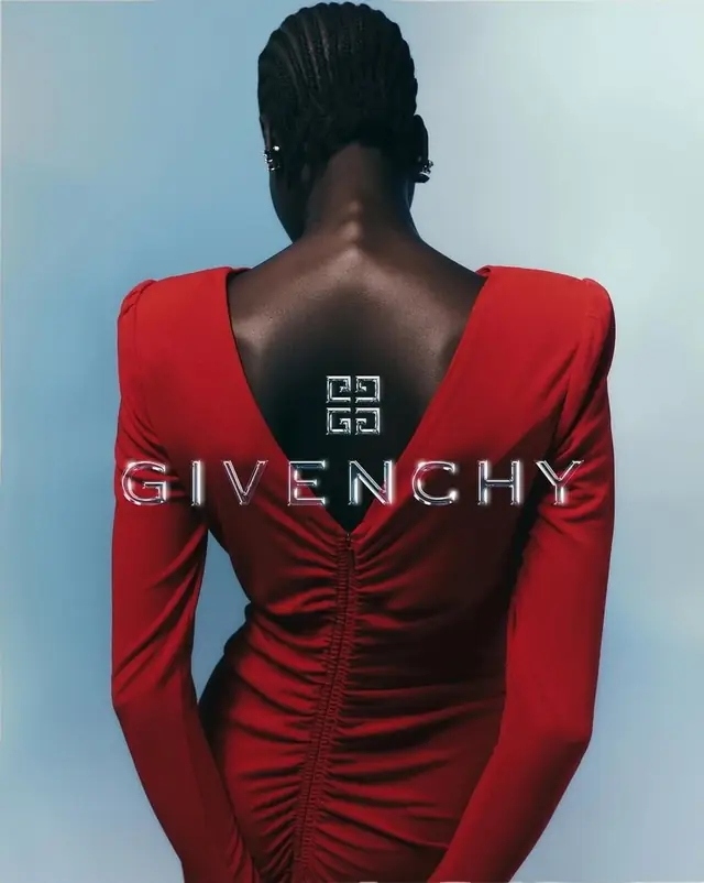 Givenchy, Womenswear · studio